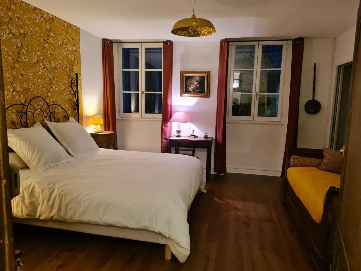 La Cour Du Chateau La Charité-sur-Loire Eksteriør billede
