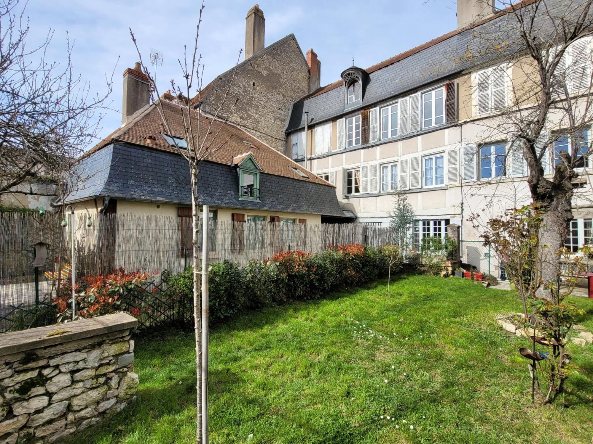 La Cour Du Chateau La Charité-sur-Loire Eksteriør billede
